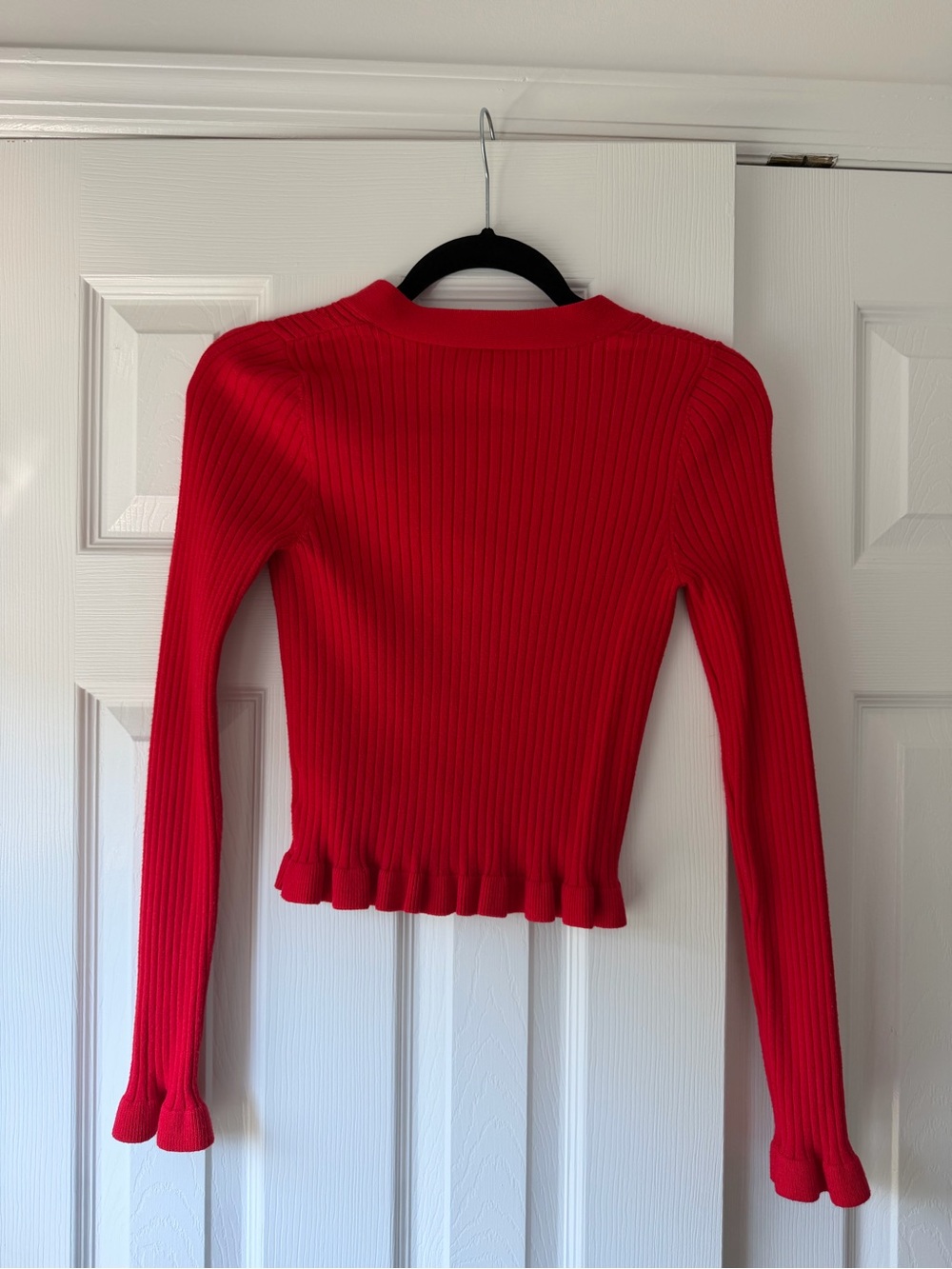Commense Red Ribbed V-Neck Button-Front Cardigan - Picture 4 of 4